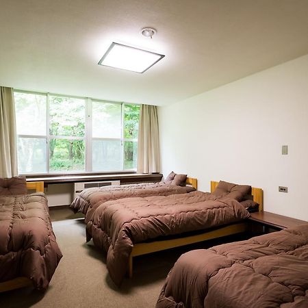 Hôtel Motosuko Sports Center à Fujikawaguchiko Extérieur photo