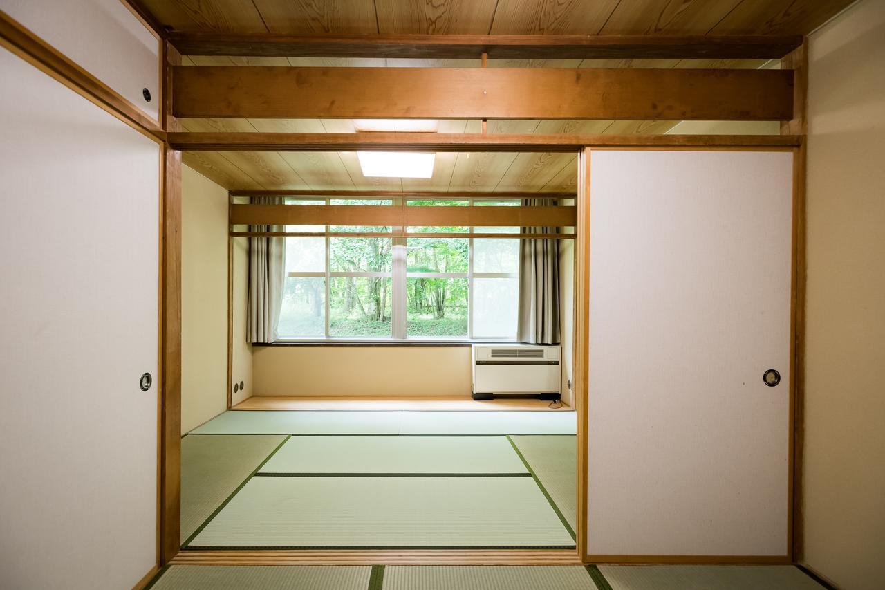 Hôtel Motosuko Sports Center à Fujikawaguchiko Extérieur photo